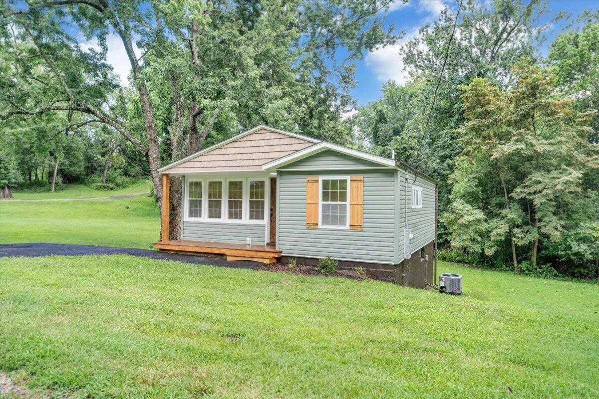 325 Raleigh AVE - Photo 39