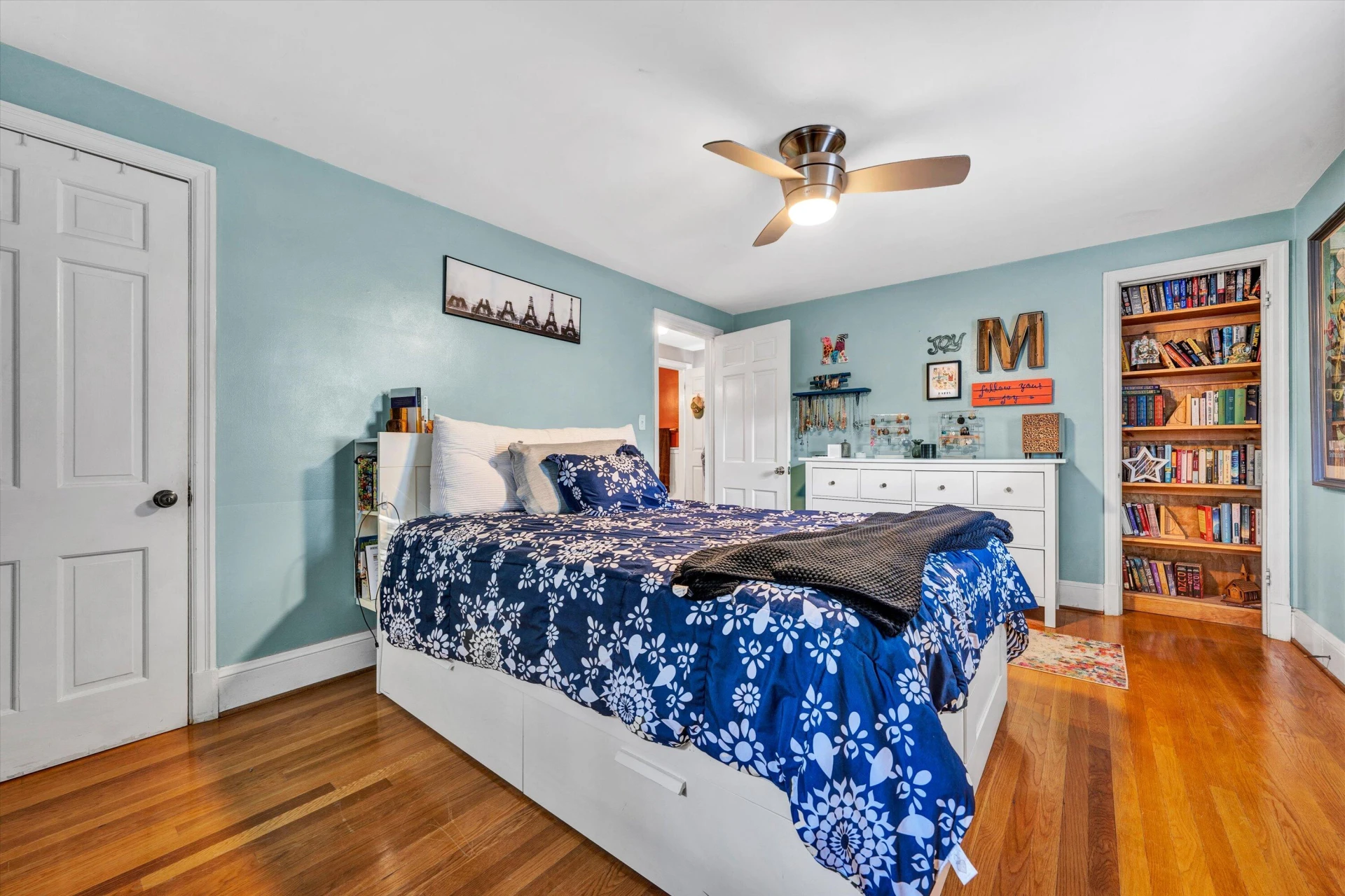 2819 Woodlawn AVE - Photo 20