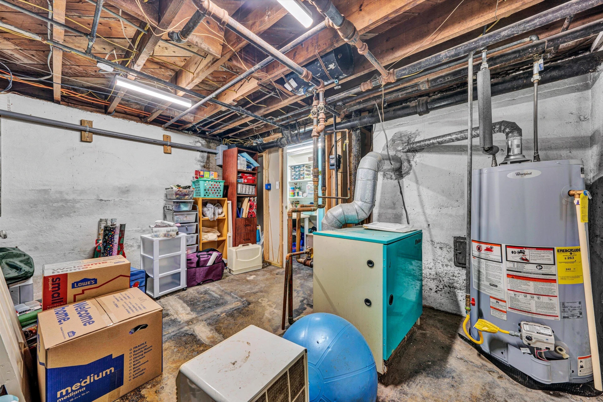 2819 Woodlawn AVE - Photo 28