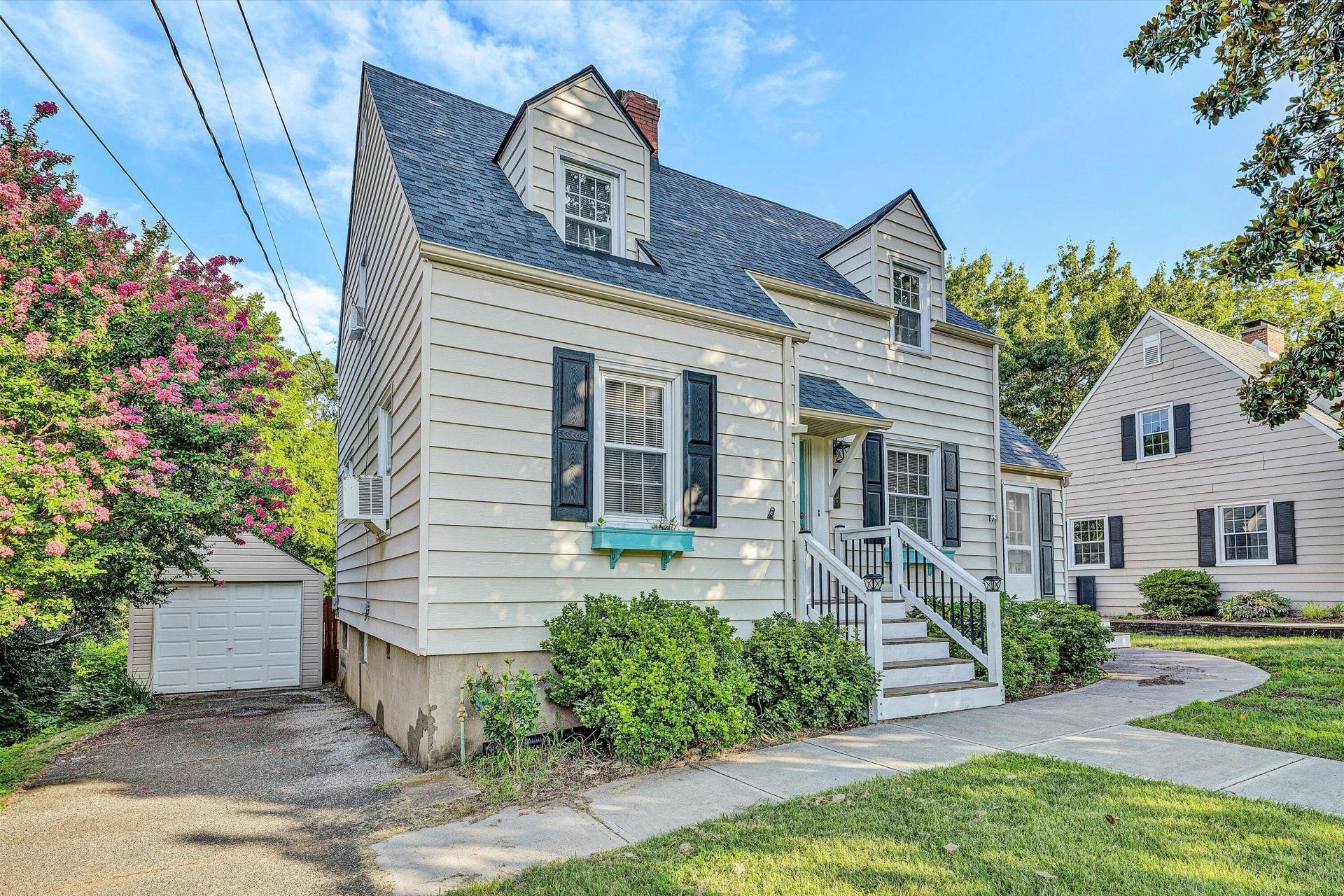 2819 Woodlawn AVE - Photo 35