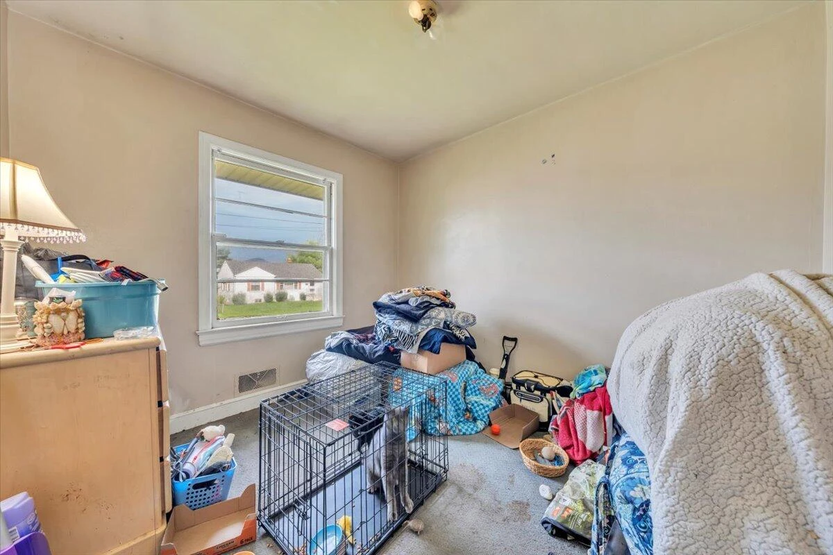 2820 Luray ST - Photo 18