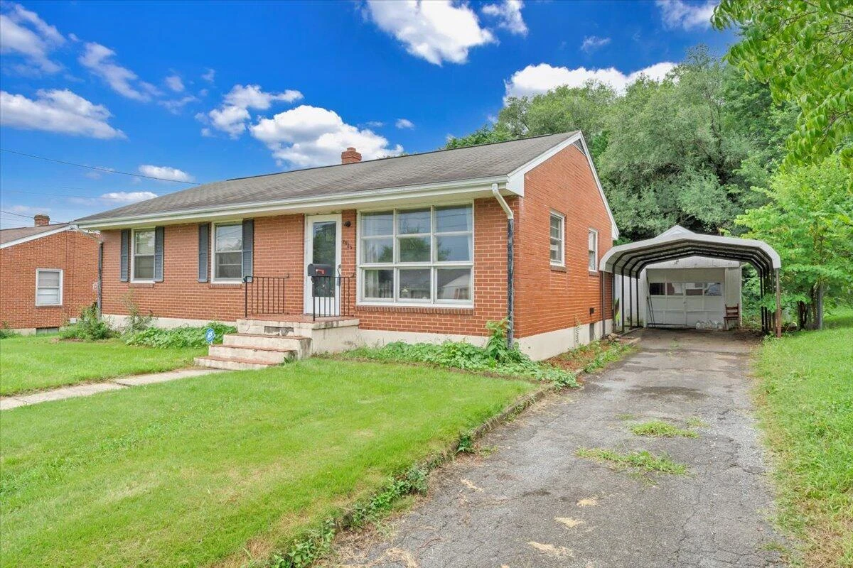 2820 Luray ST - Photo 27