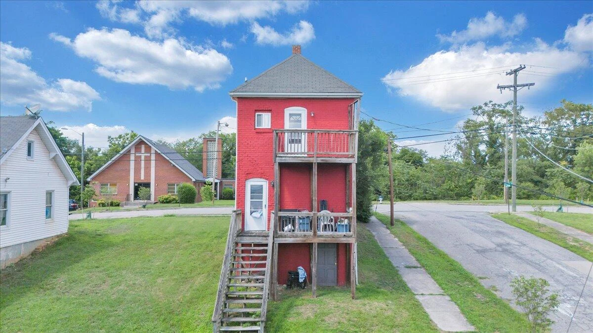 302 Patton AVE - Photo 5