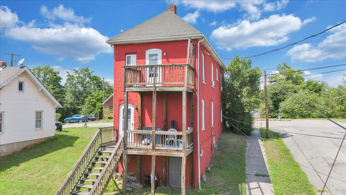 302 Patton AVE - Photo 8