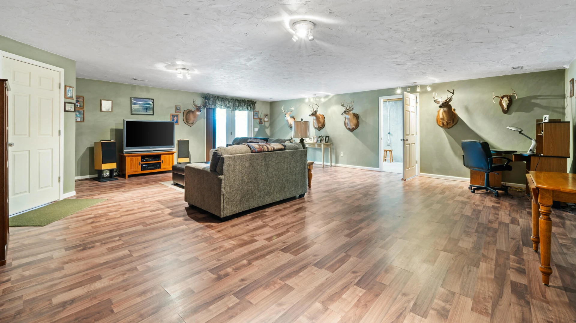 876 Sherwood DR - Photo 29