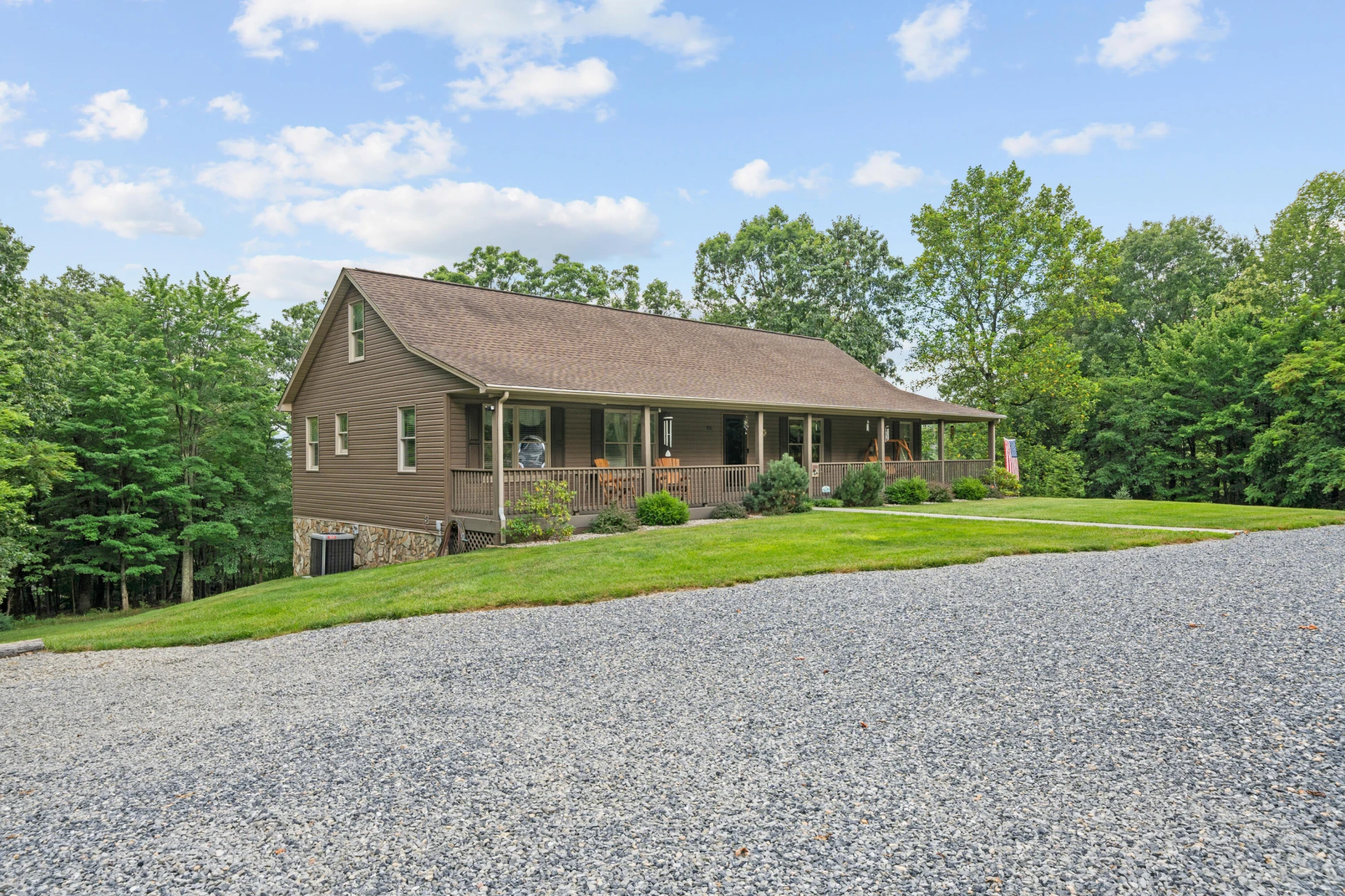 876 Sherwood DR - Photo 6