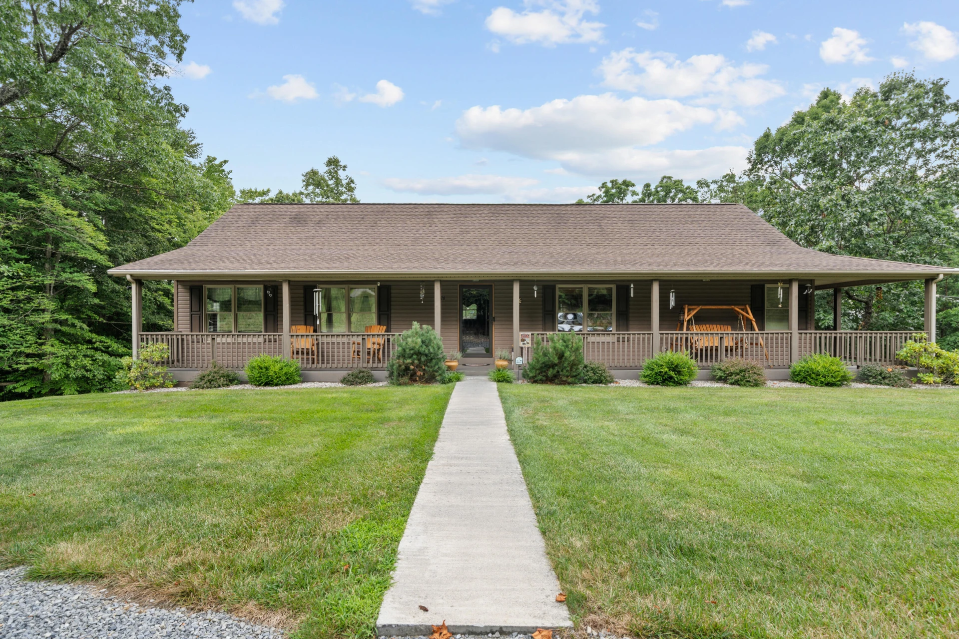 876 Sherwood DR - Photo 8