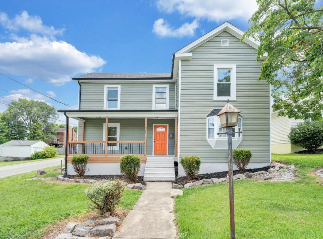 301 Cleveland AVE
