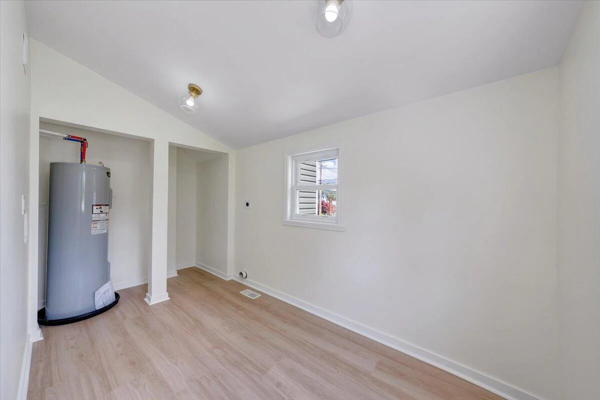 301 Cleveland AVE - Photo 24