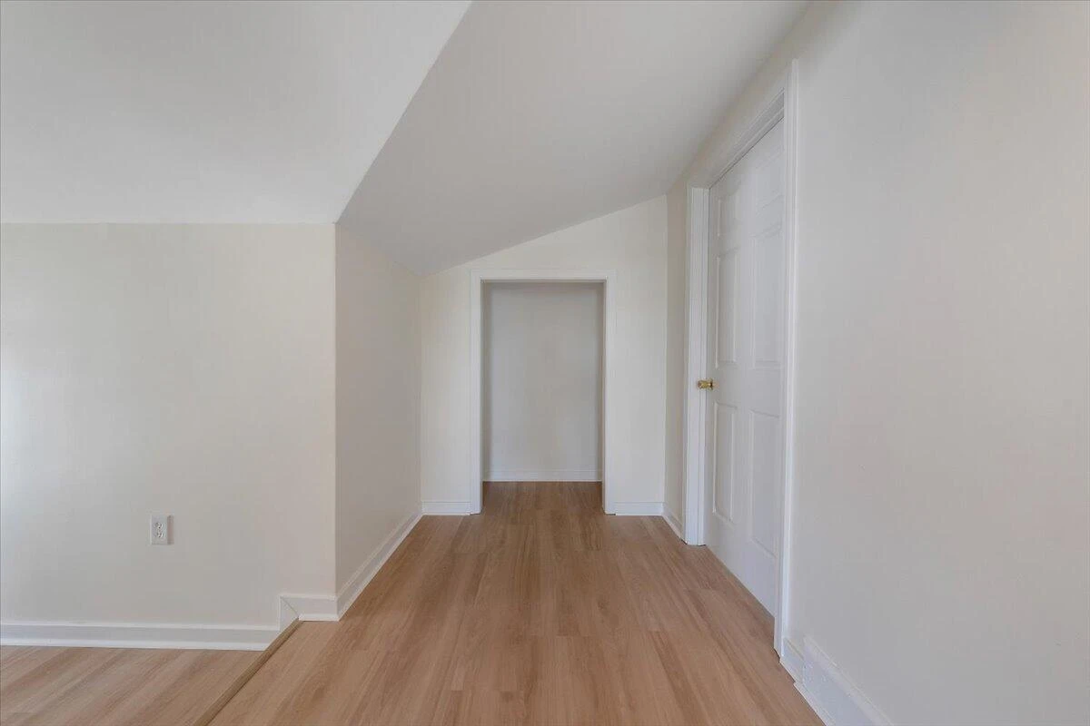 301 Cleveland AVE - Photo 32