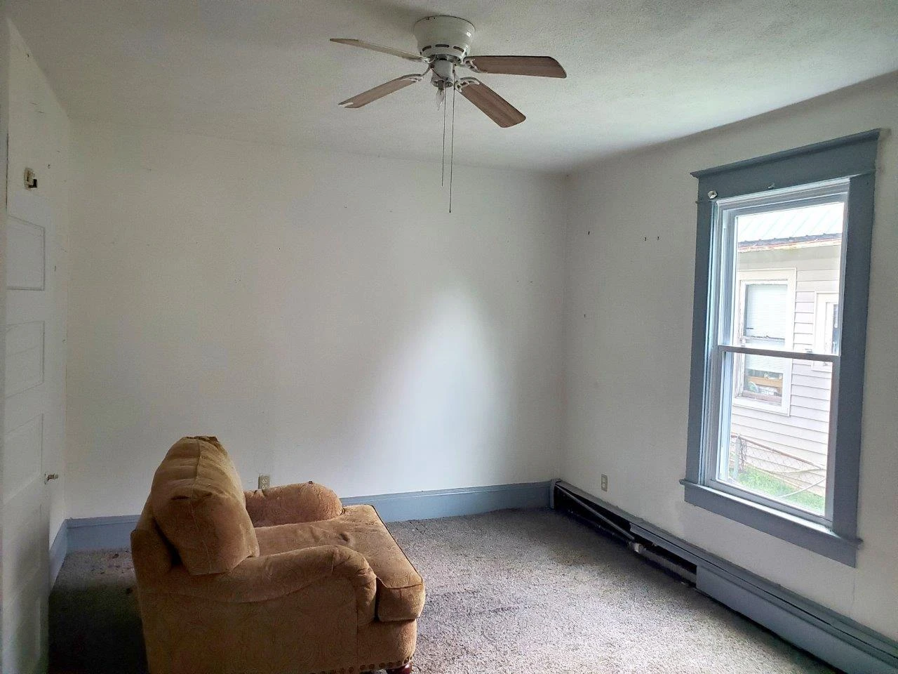 645 Albemarle AVE - Photo 5