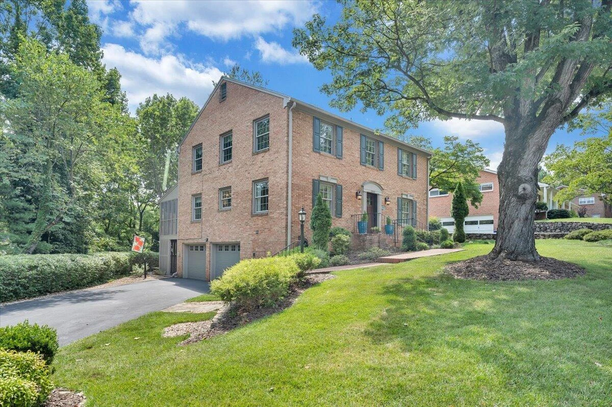 1945 Maylin DR - Photo 110
