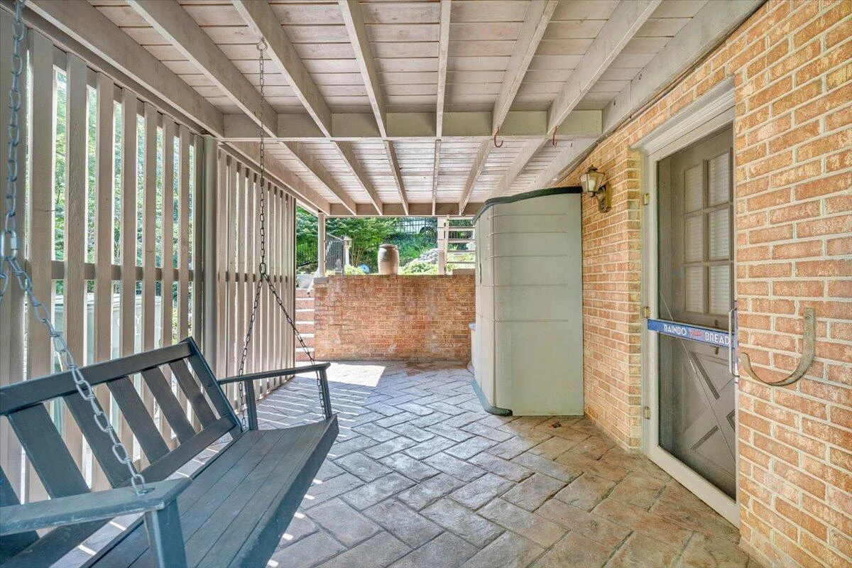 1945 Maylin DR - Photo 119