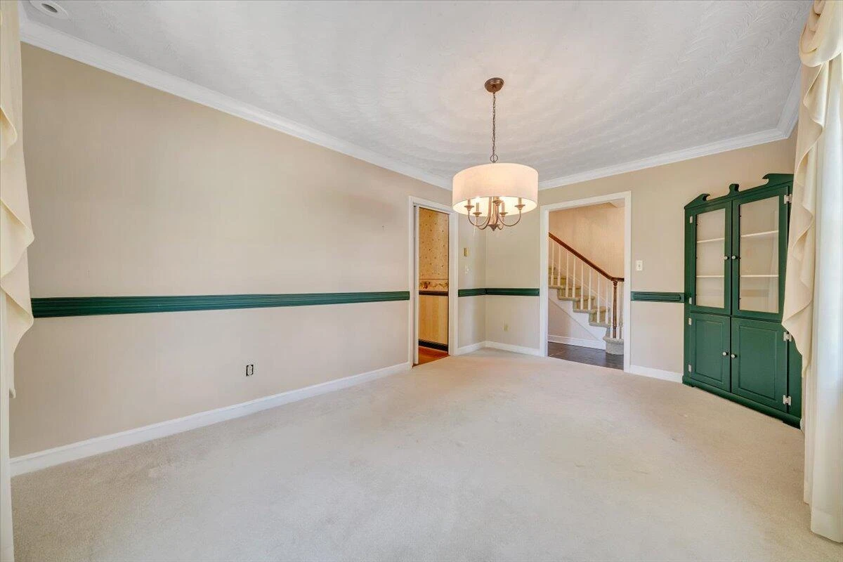 1945 Maylin DR - Photo 23