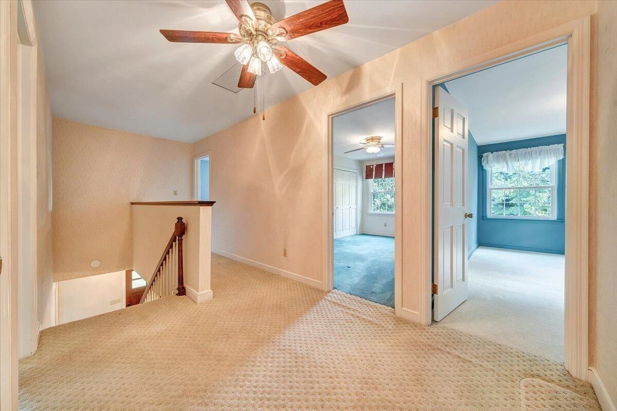 1945 Maylin DR - Photo 42
