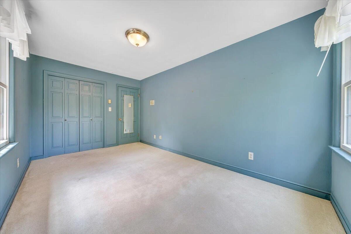 1945 Maylin DR - Photo 48