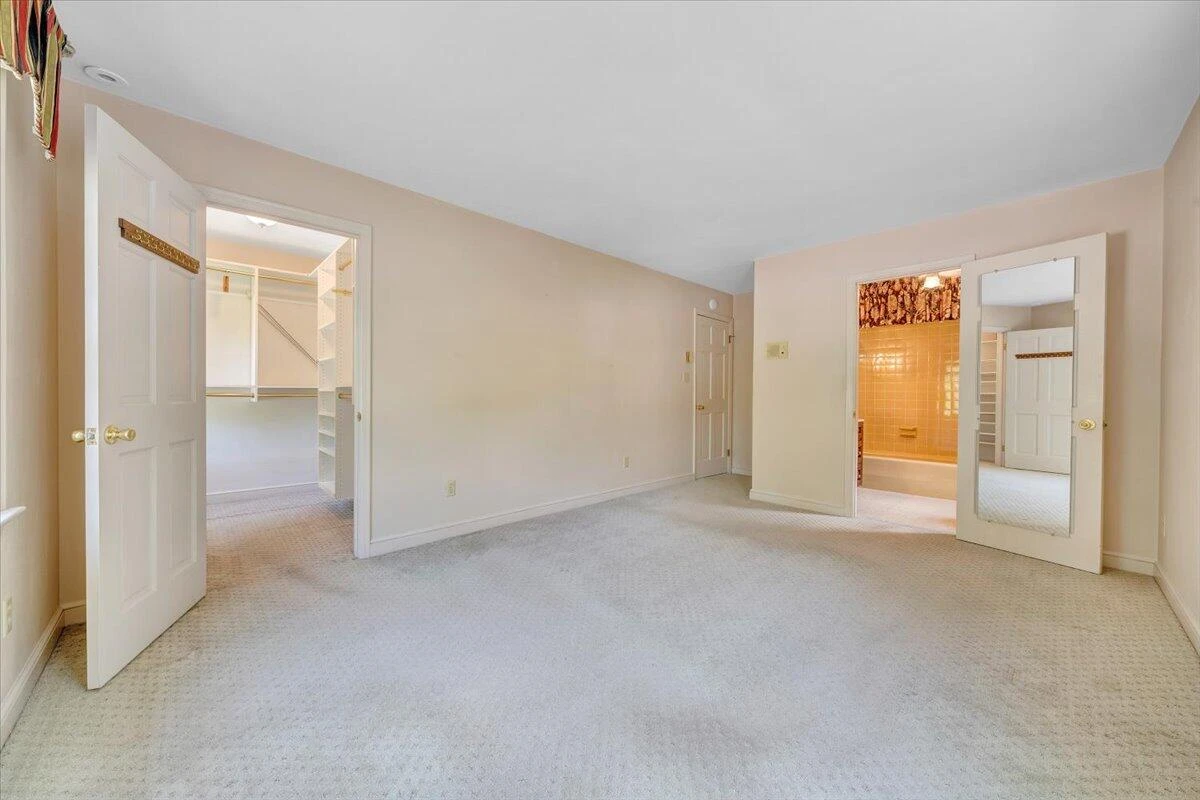 1945 Maylin DR - Photo 52