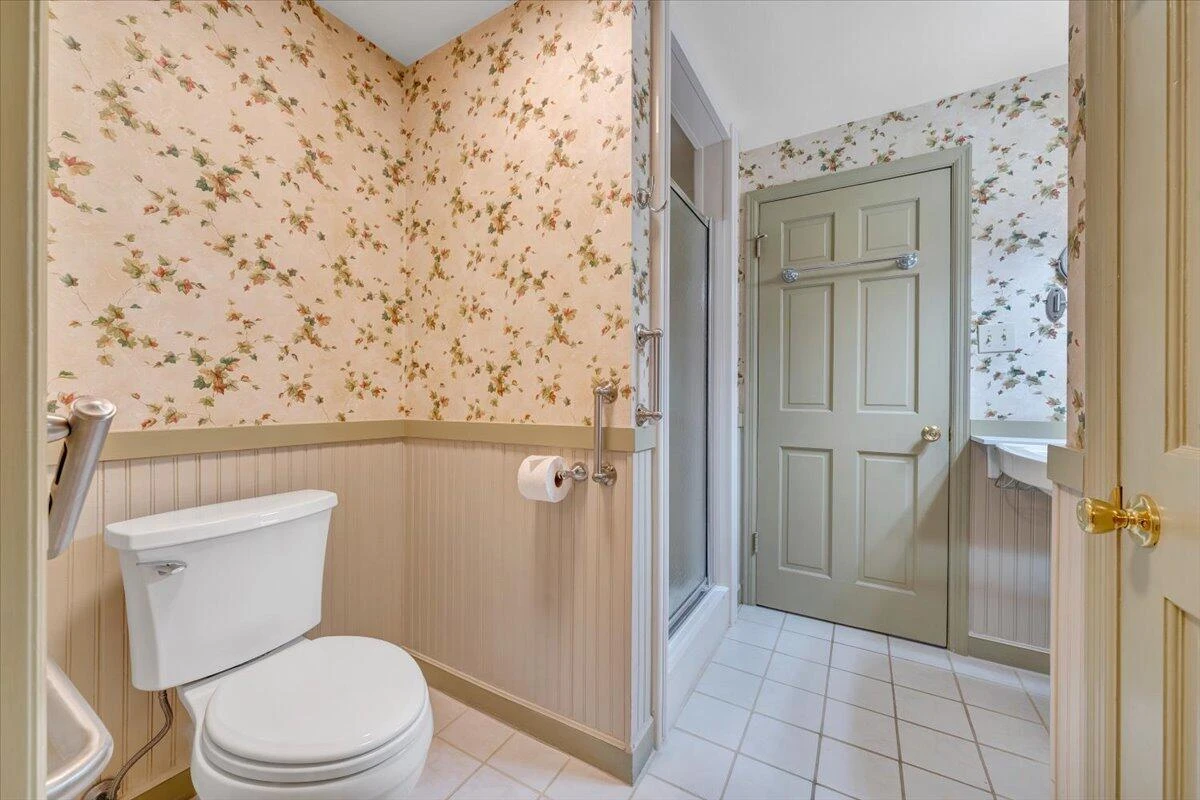 1945 Maylin DR - Photo 60