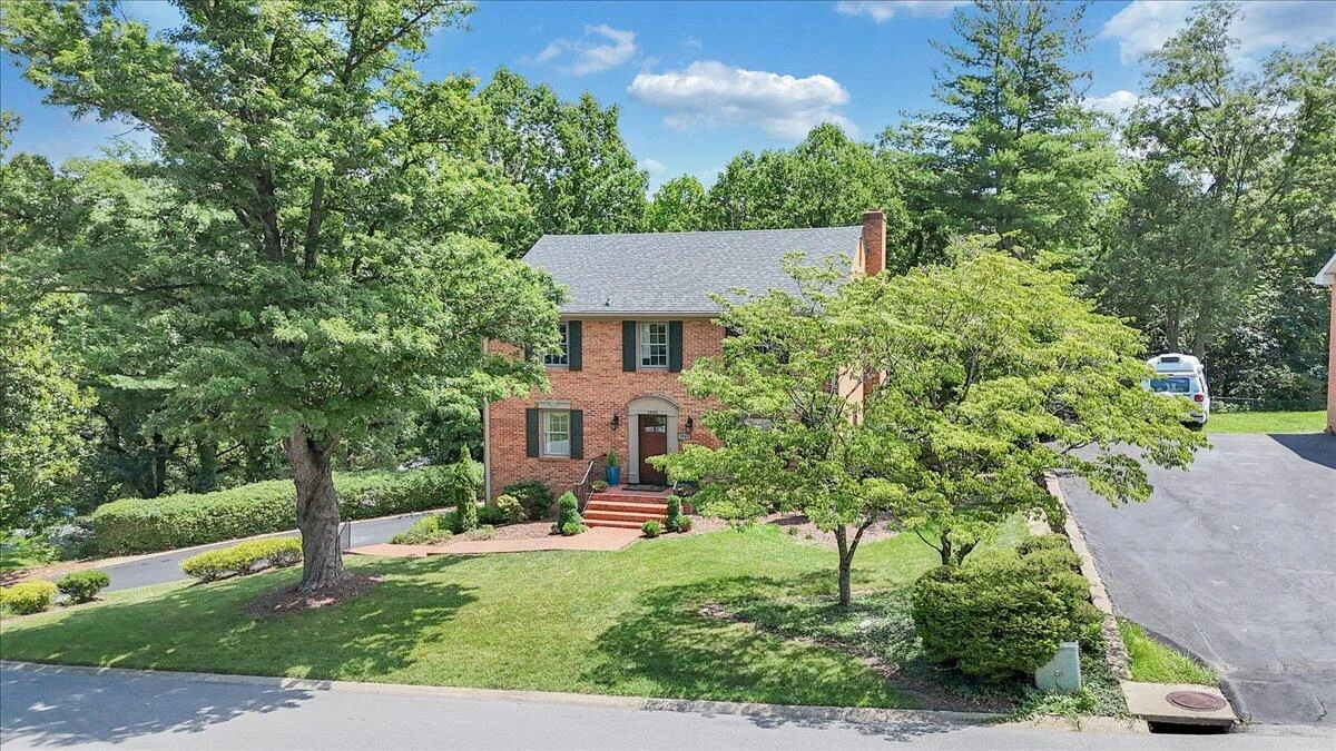 1945 Maylin DR - Photo 81
