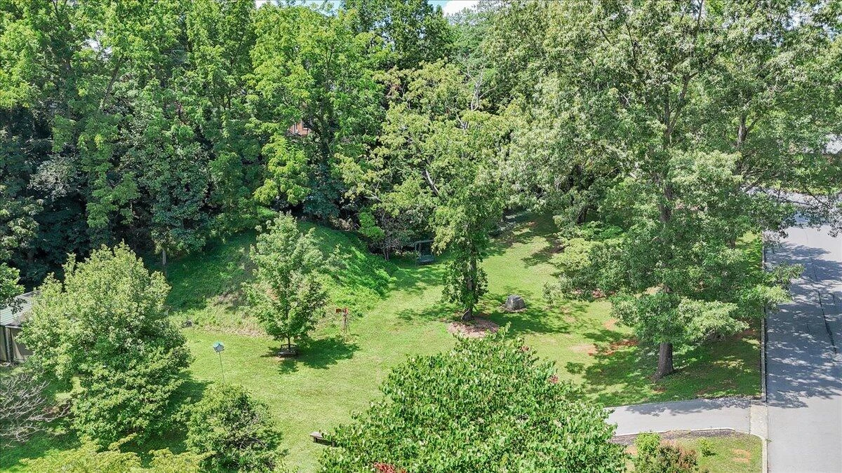1945 Maylin DR - Photo 91