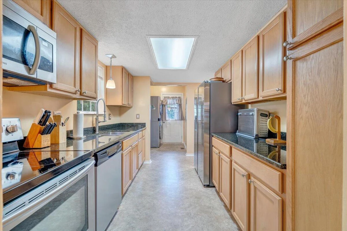 2880 Garden City BLVD - Photo 14