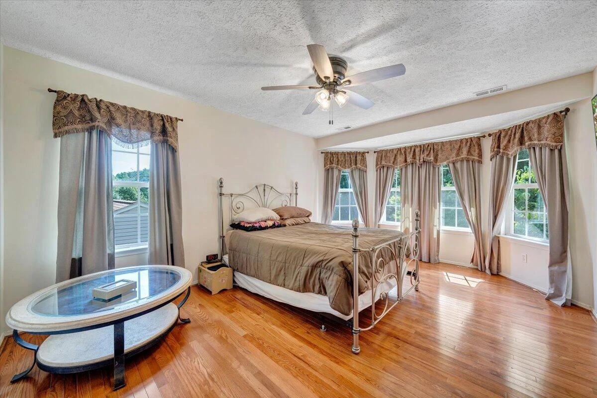 2880 Garden City BLVD - Photo 26