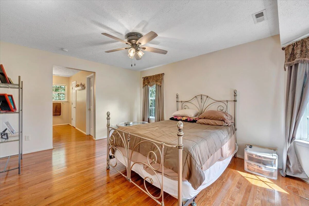 2880 Garden City BLVD - Photo 27
