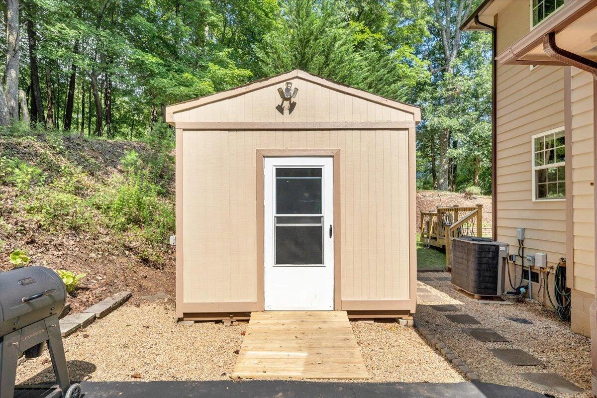 2880 Garden City BLVD - Photo 36