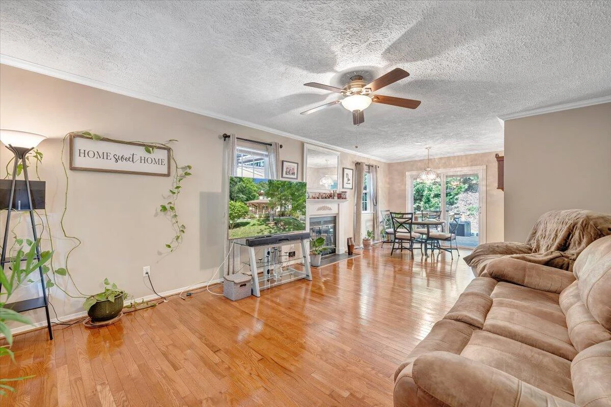 2880 Garden City BLVD - Photo 5