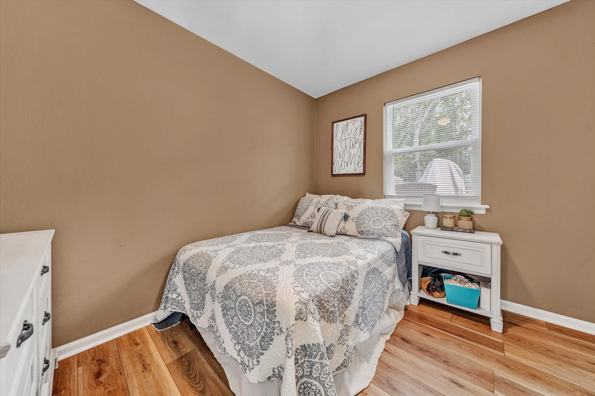 1441 Freeborn CIR - Photo 11