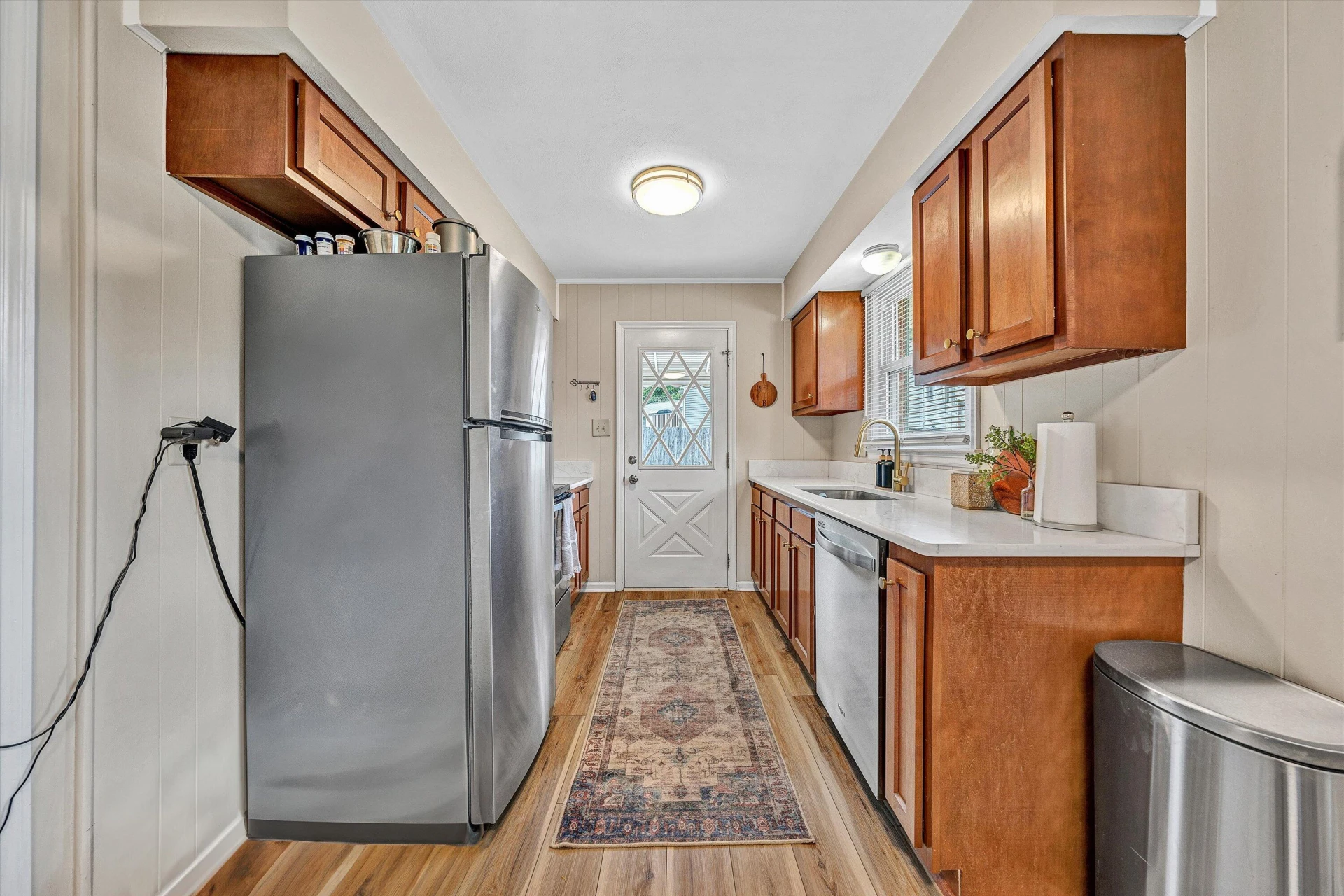 1441 Freeborn CIR - Photo 8