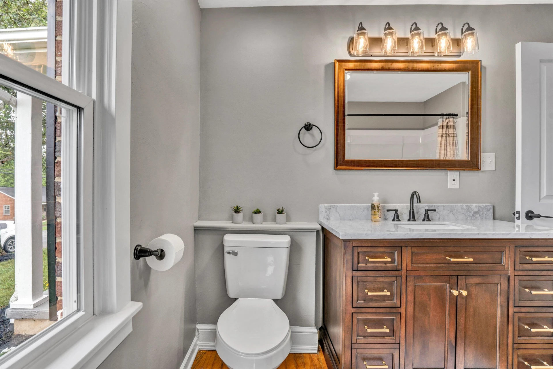 145 DONALD AVE - Photo 20