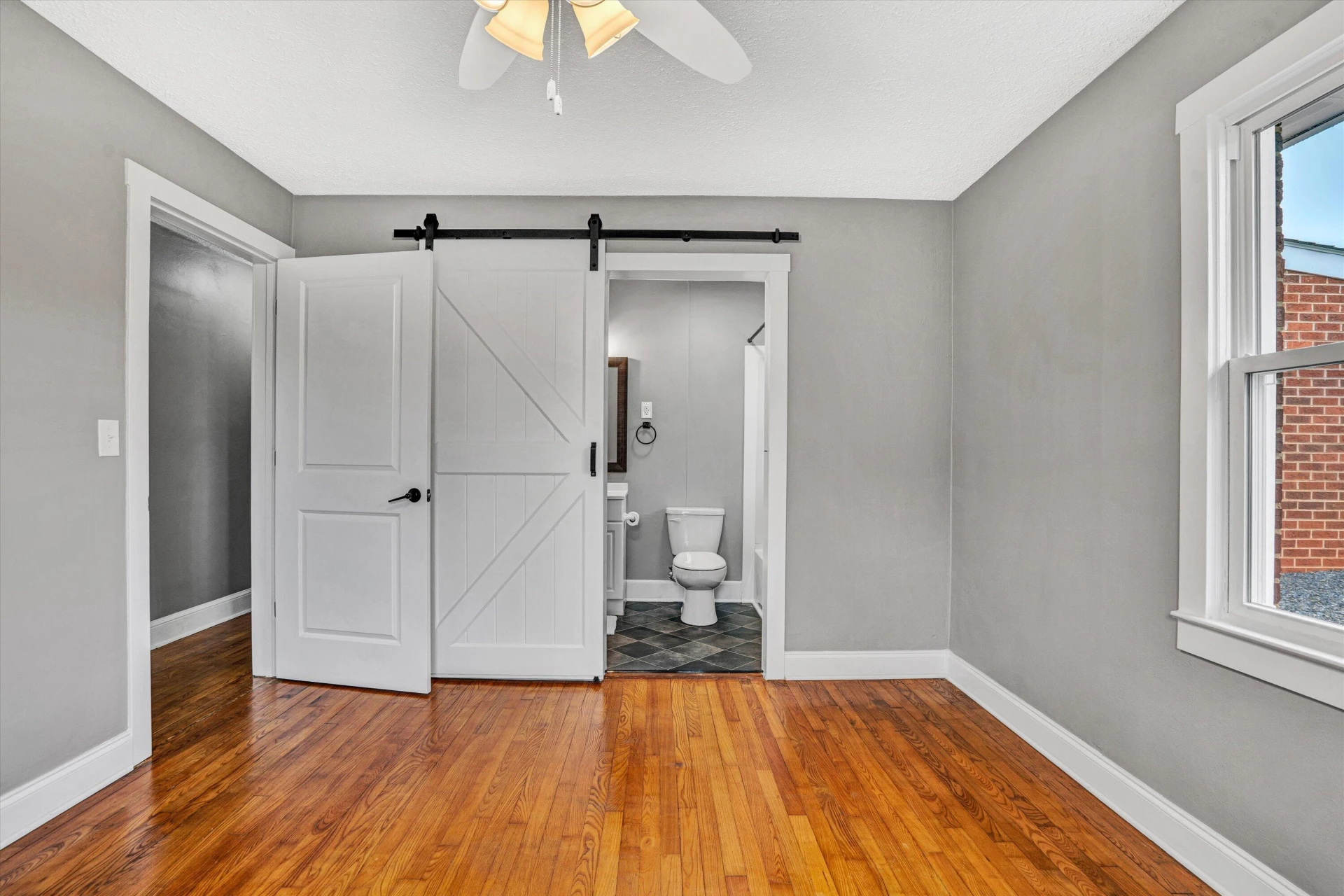 145 DONALD AVE - Photo 22