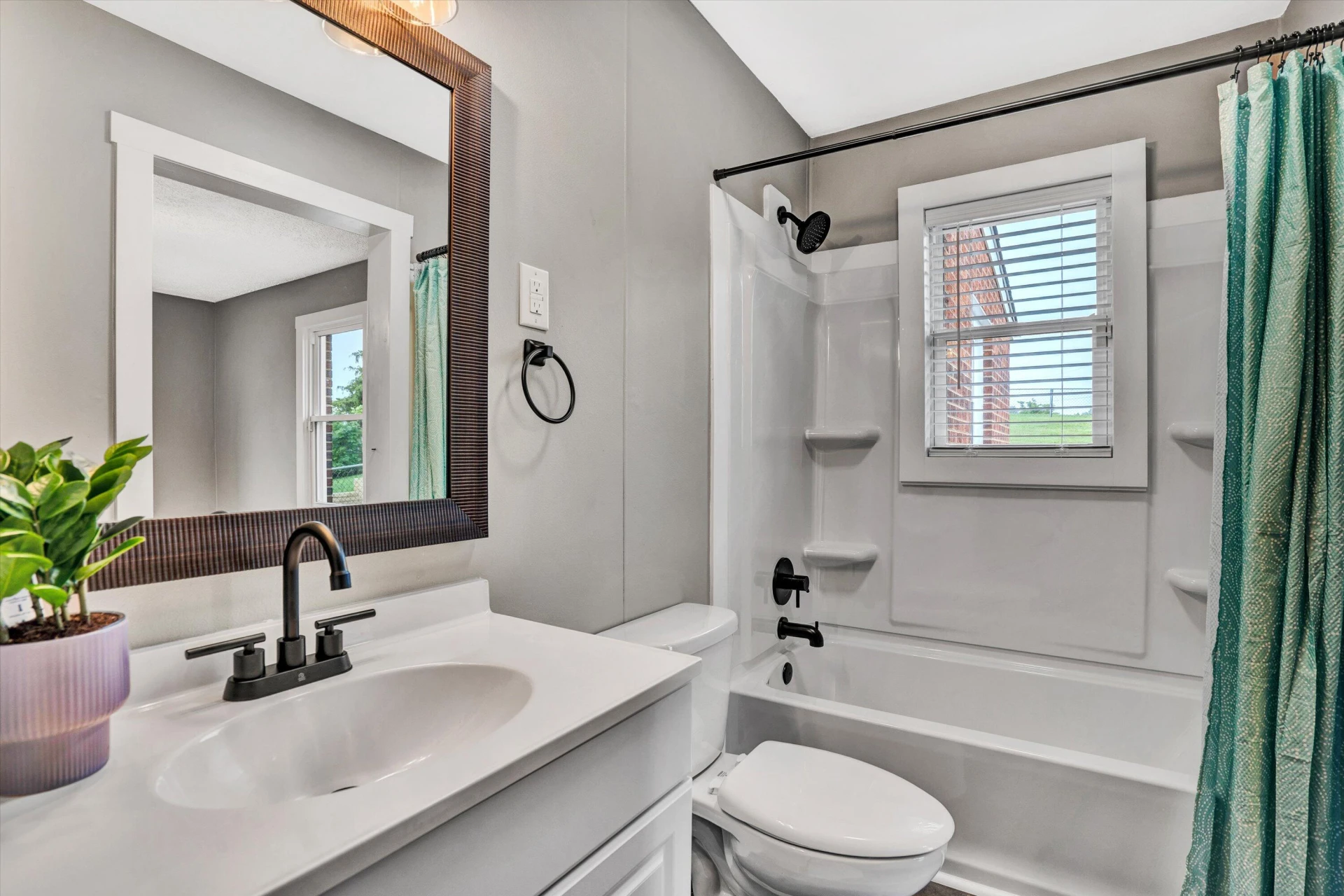 145 DONALD AVE - Photo 23