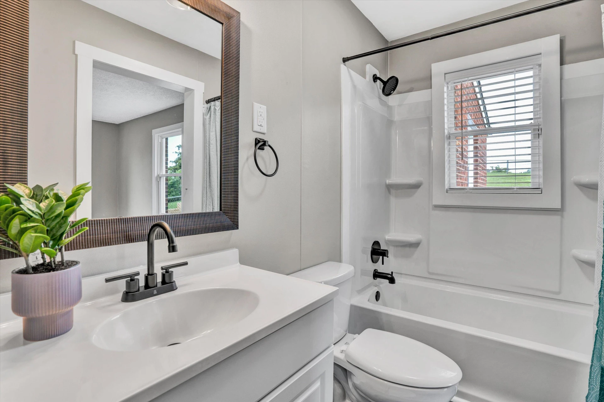 145 DONALD AVE - Photo 25