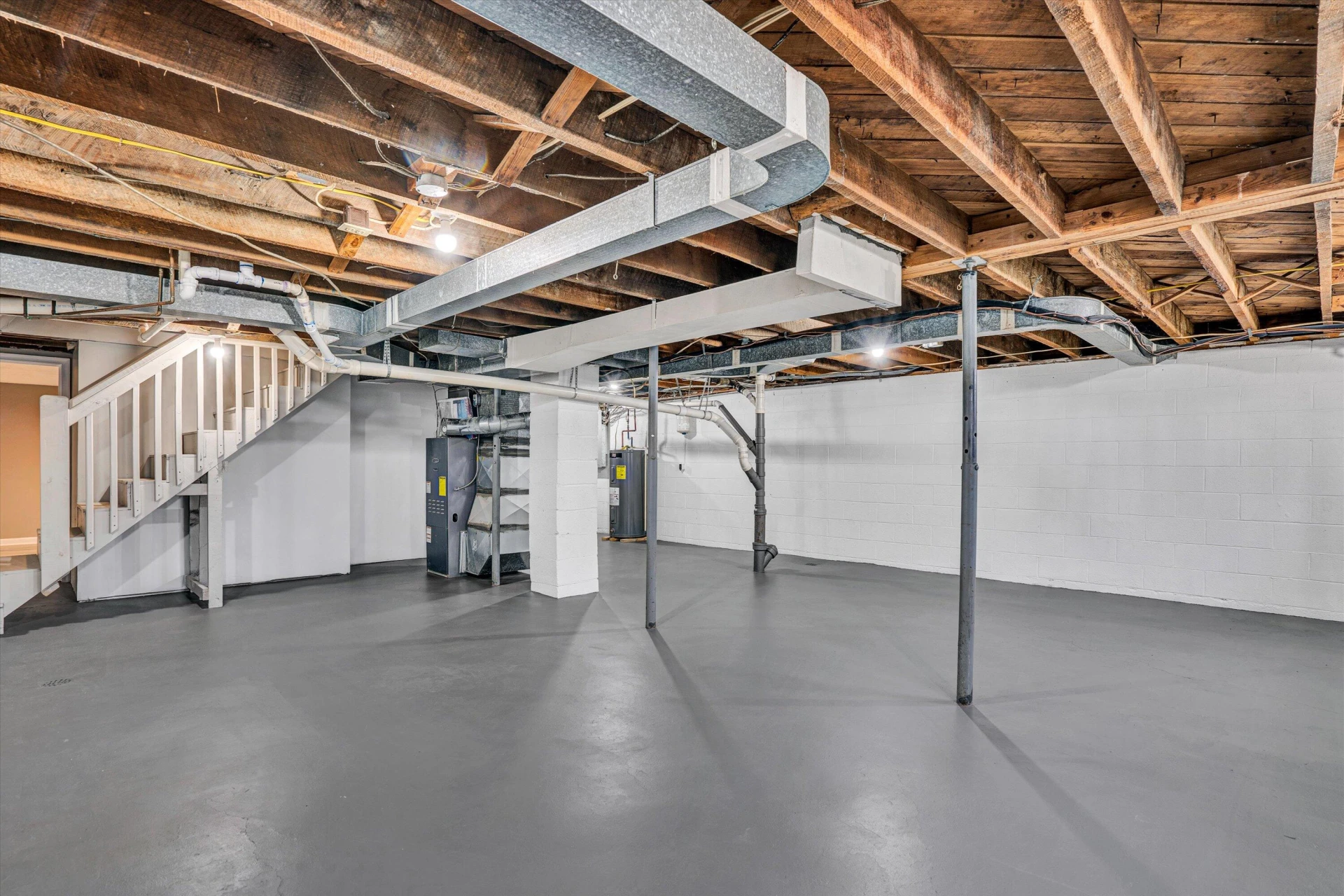 145 DONALD AVE - Photo 29