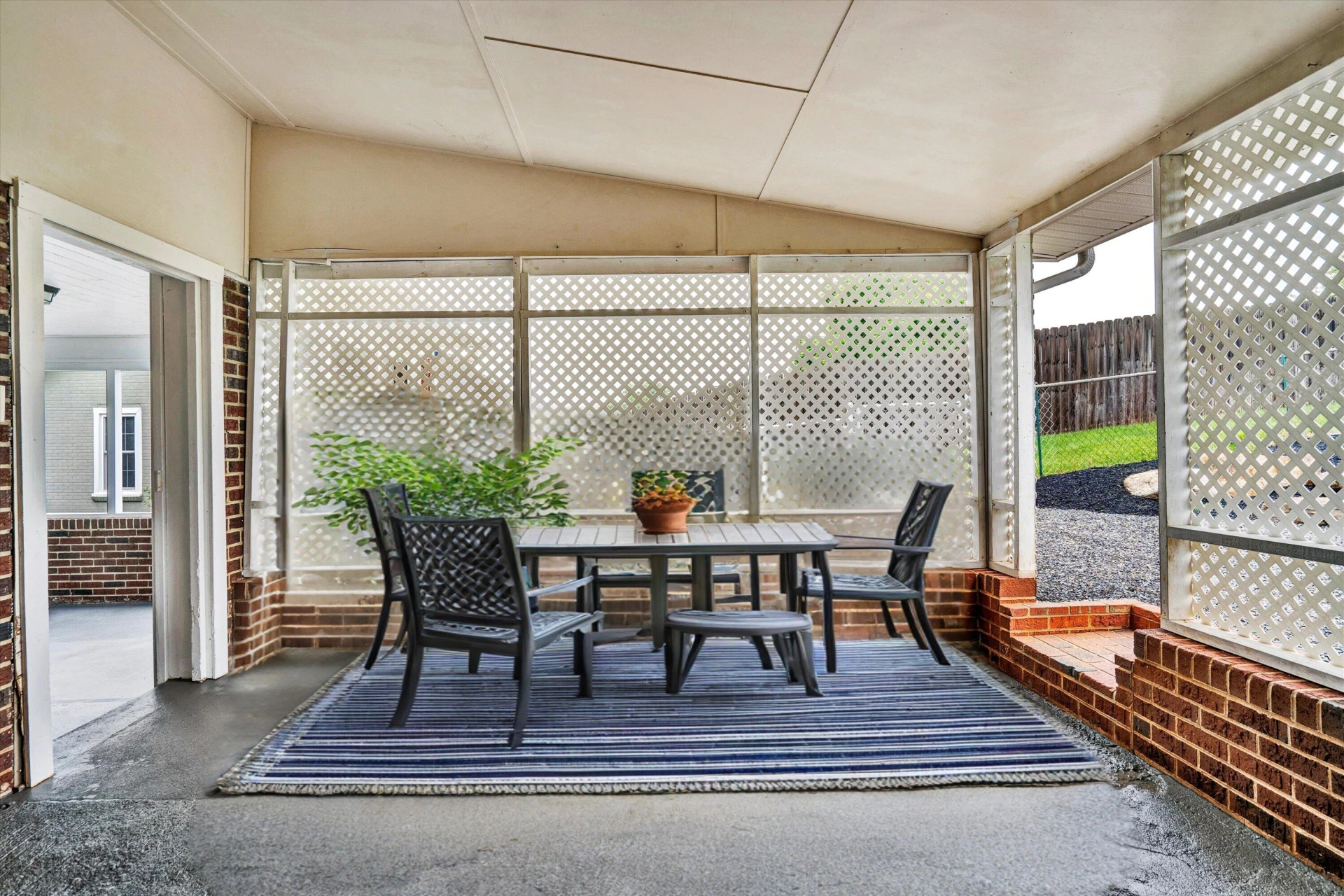 145 DONALD AVE - Photo 3