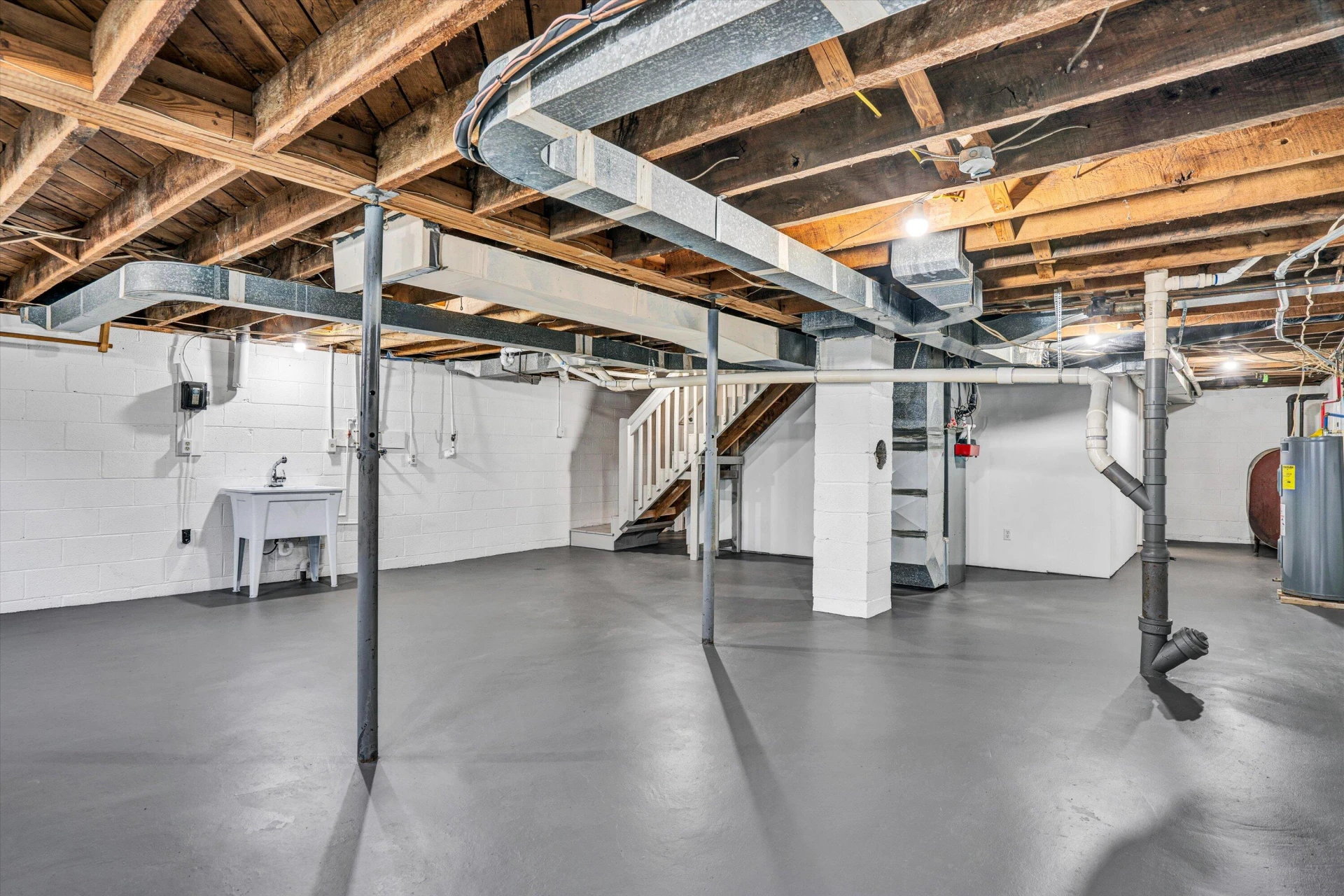 145 DONALD AVE - Photo 34