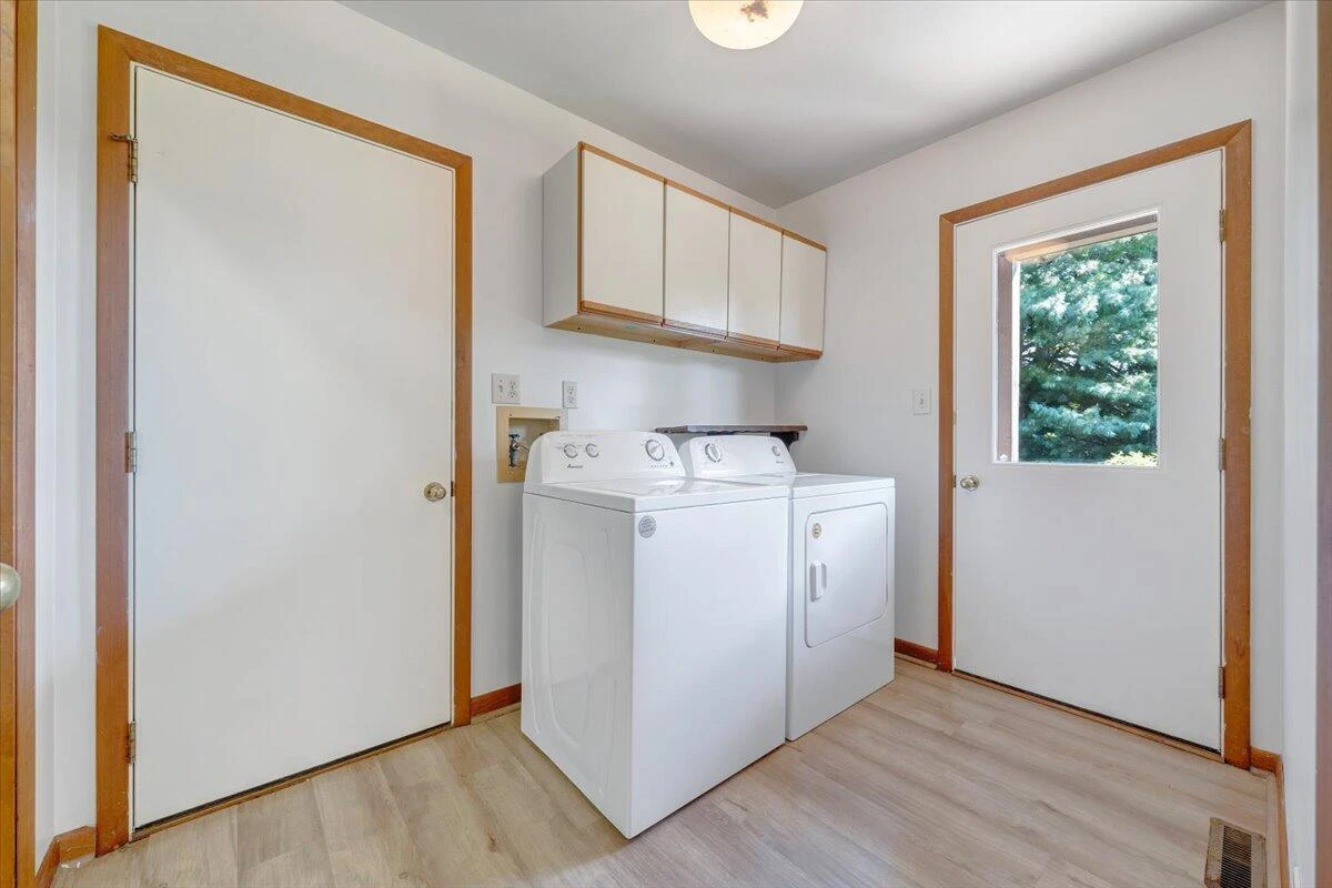 793 Meadow Branch RD - Photo 28