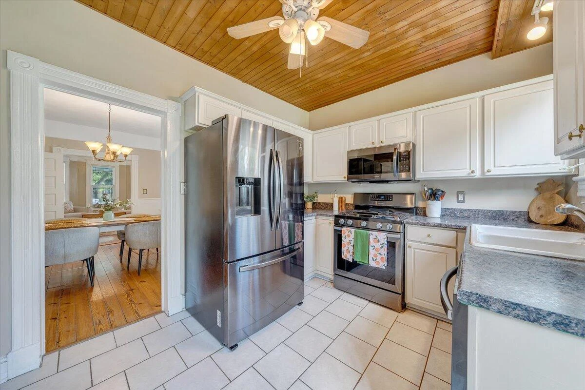 367 Washington AVE - Photo 13