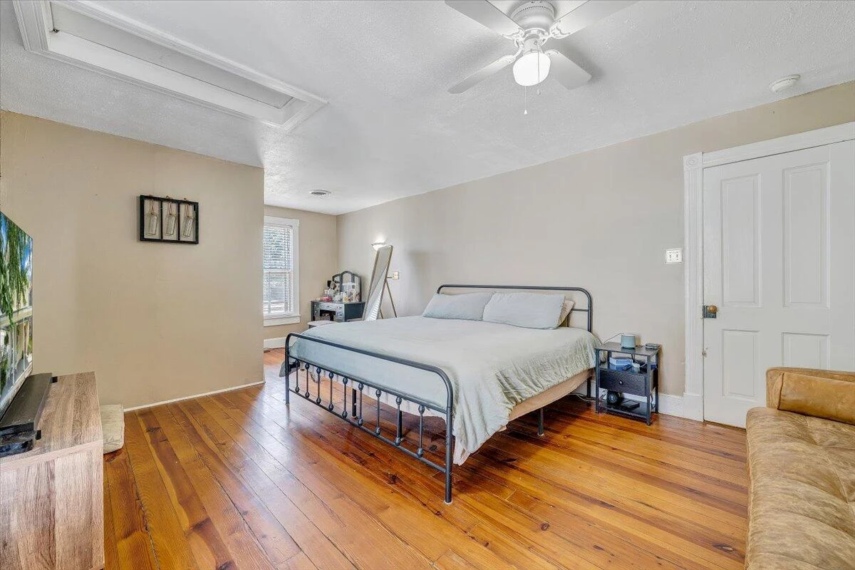 367 Washington AVE - Photo 19