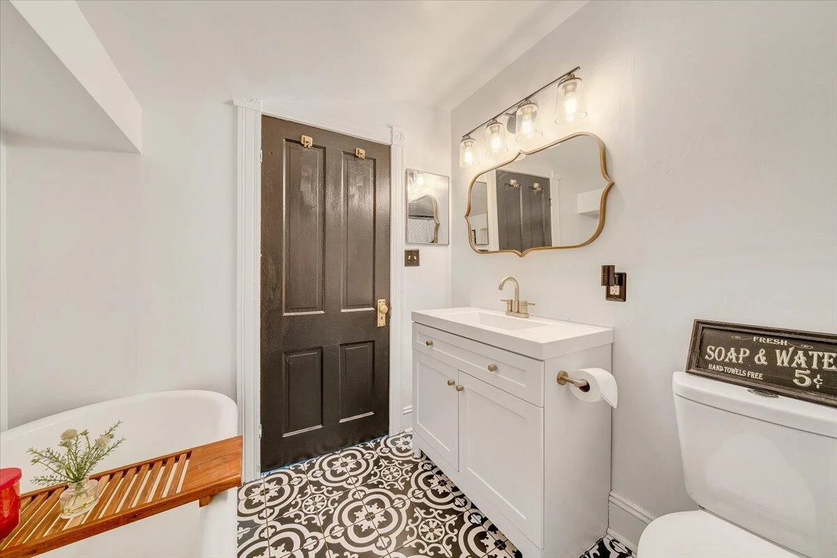 367 Washington AVE - Photo 22