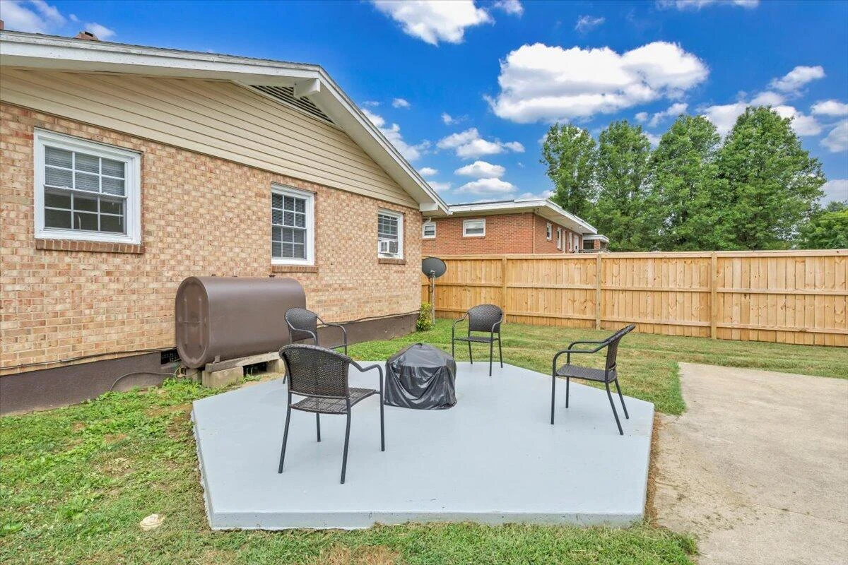 1126 Kanawha ST - Photo 30