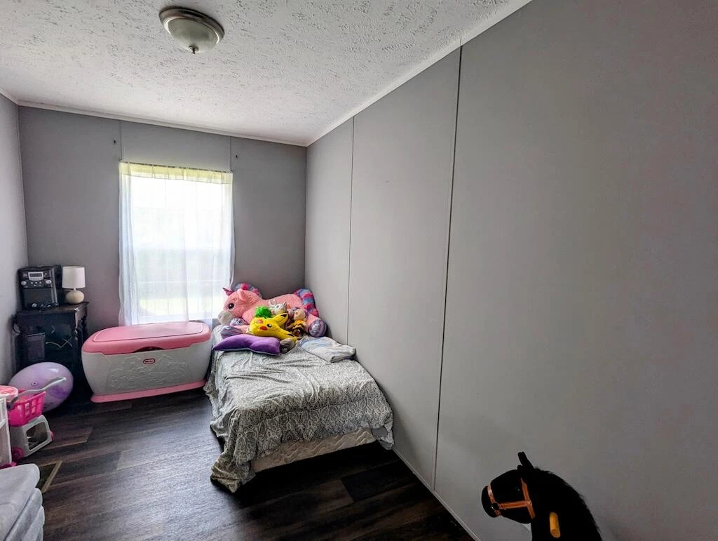 515 Windsor RD - Photo 15