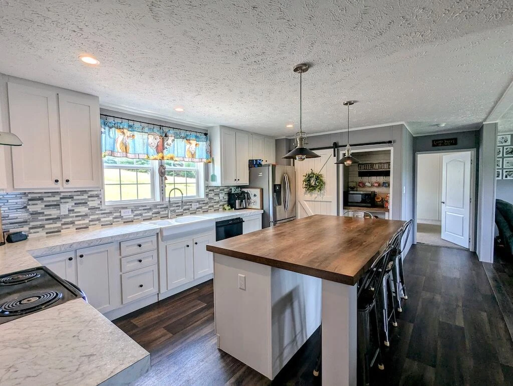 515 Windsor RD - Photo 22