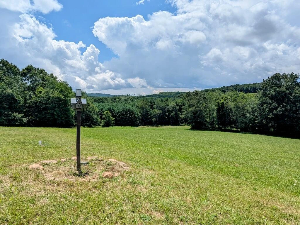 515 Windsor RD - Photo 23
