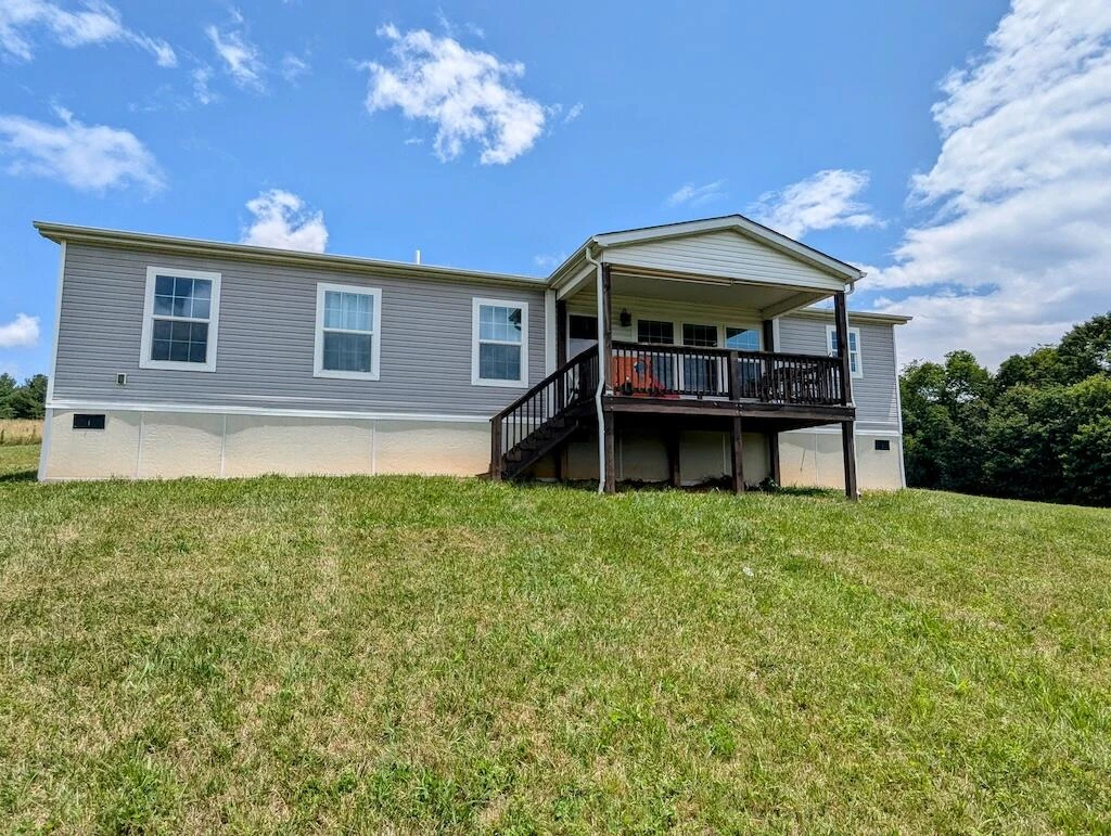 515 Windsor RD - Photo 3
