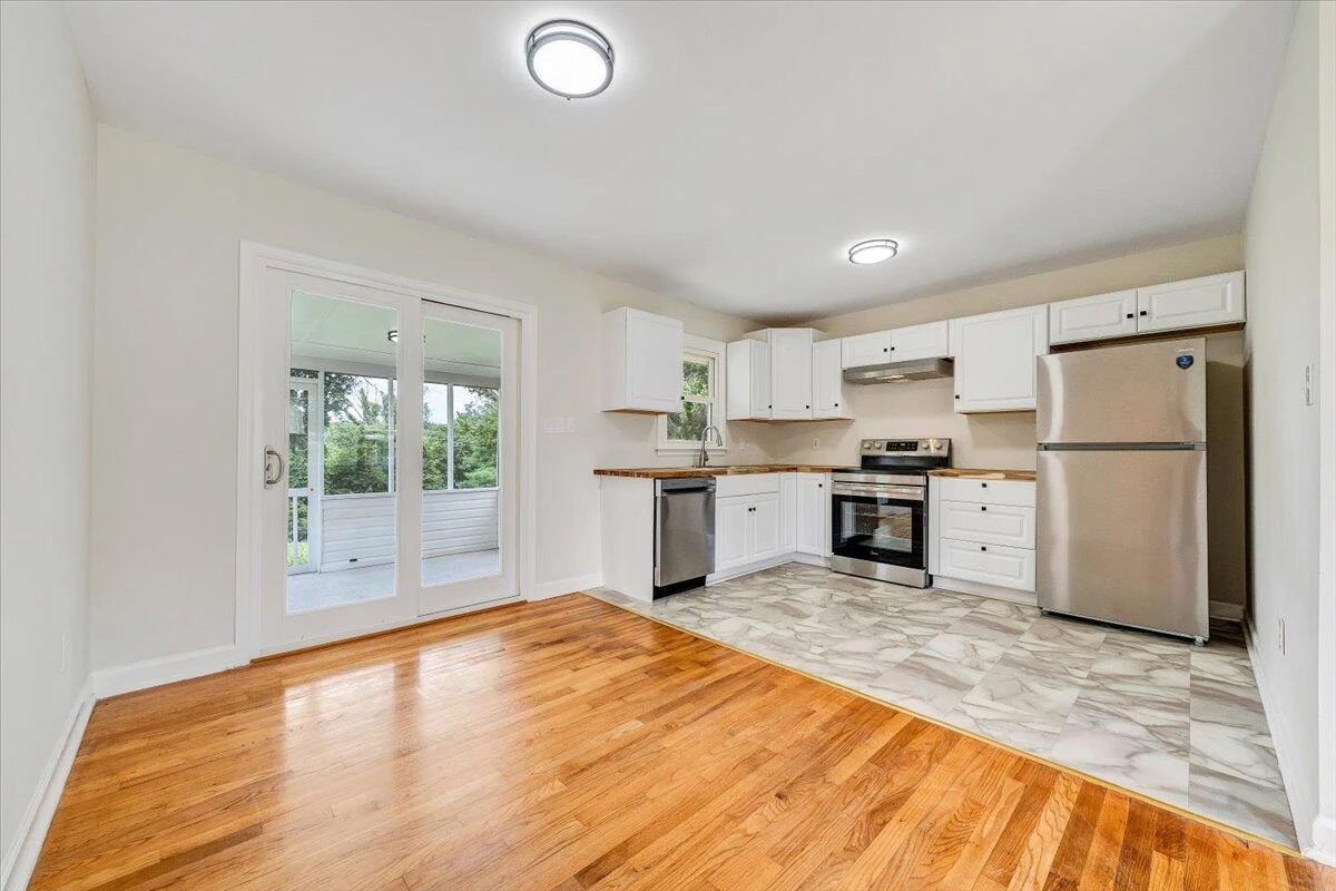 202 Houston AVE - Photo 13