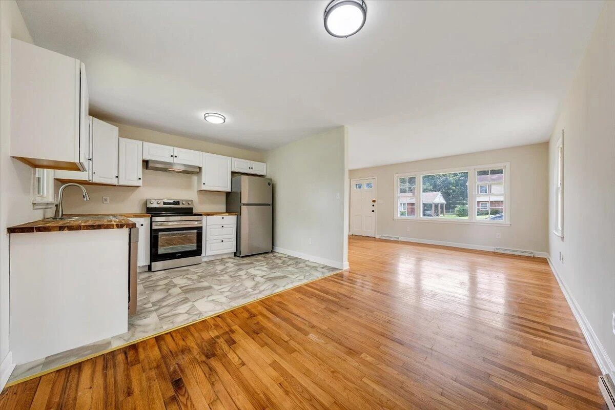 202 Houston AVE - Photo 14