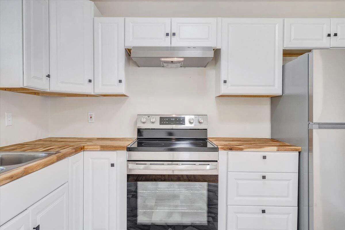 202 Houston AVE - Photo 17